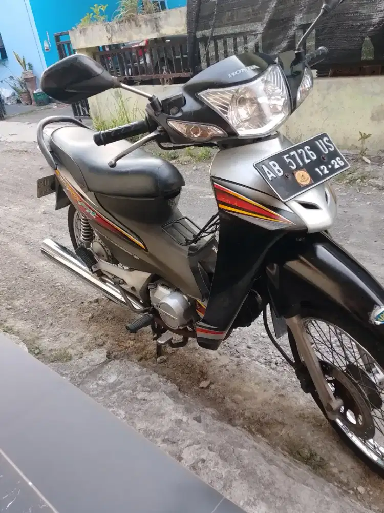 Jual sepeda motor Honda Supra Fit X