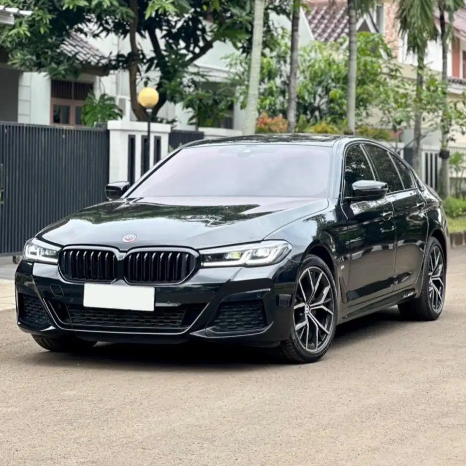 (CASH) BMW 520i G30 M-Sport LCI Facelift 2023
