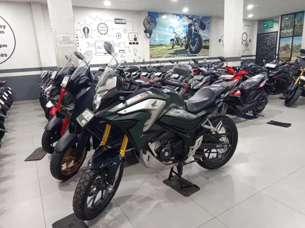 CB 150 X 2022 exlusive