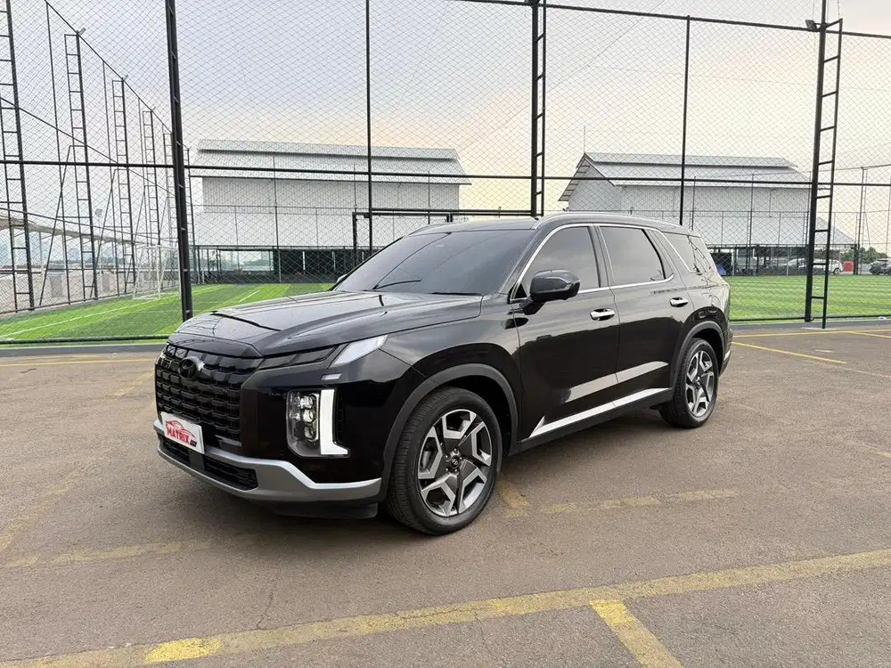 Hyundai Palisade Signature 2.2D hitam th 2023 gress perfet