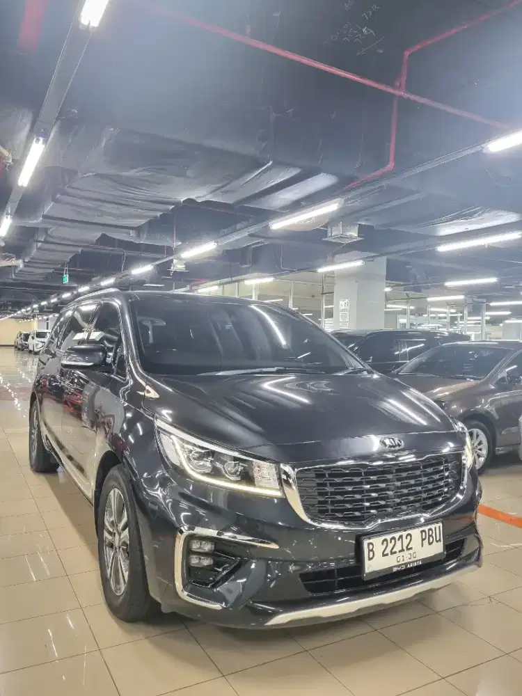Kia GrandSedona 2.2 Crdi Turbodiesel thn 2019 pakai2020 Good Condition