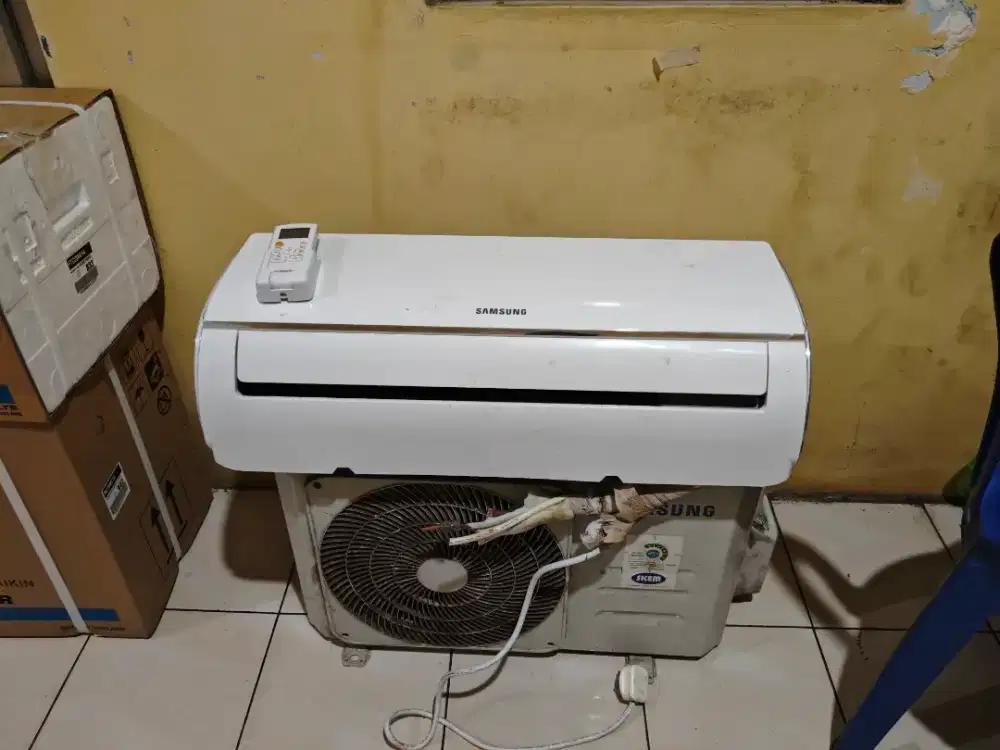 GRESS AC BEKAS SAMSUNG 1/2 PK LOW WATT 350 WATT GRATIS PASANG