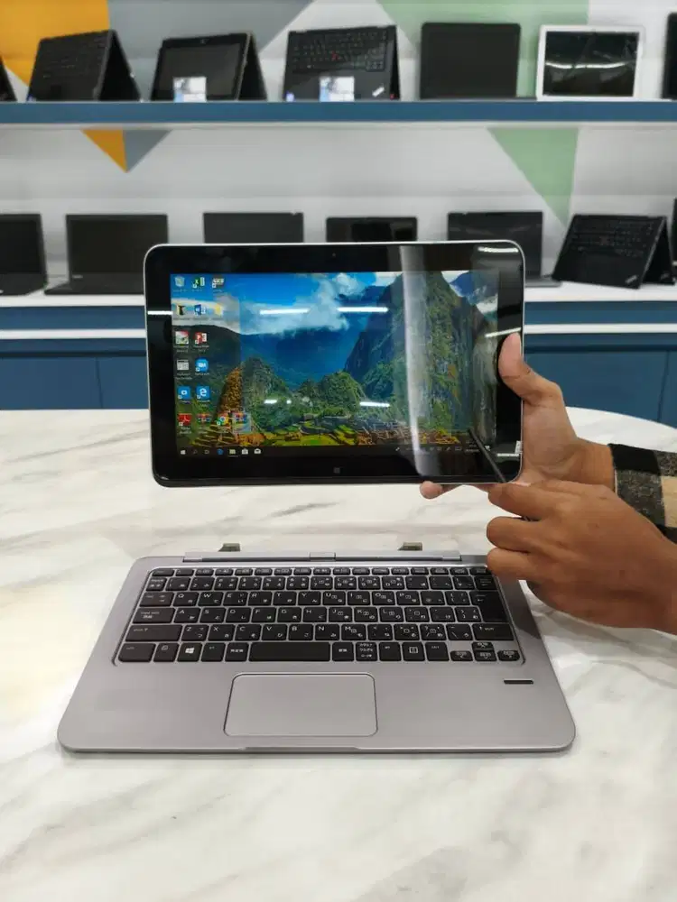 [H09] Laptop 2in 1 lepas pasang  8GB SSD 12inch  Cocok Untuk Mahasiswa