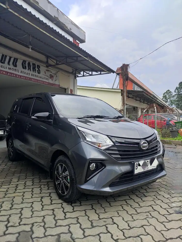 KM 2 Ribuan! Daihatsu Sigra 1.2 R AT Matic 2025 Rasa Calya