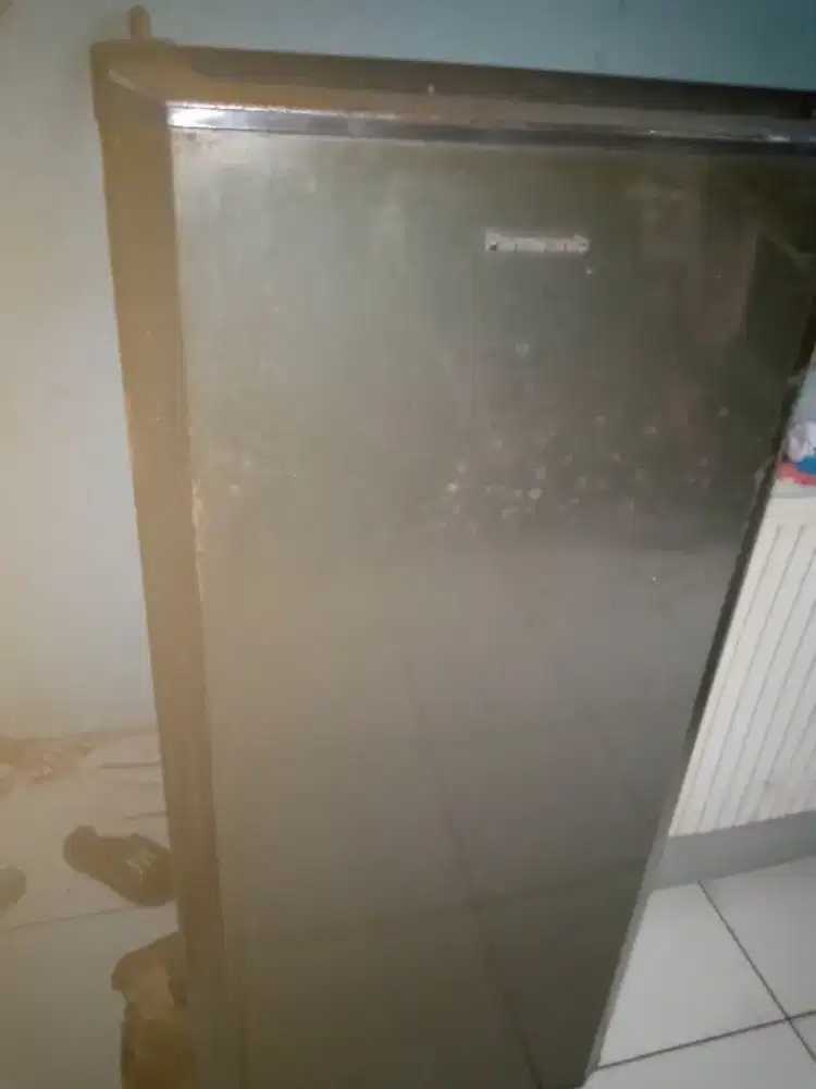 Kulkas 1 pintu merek panasonic