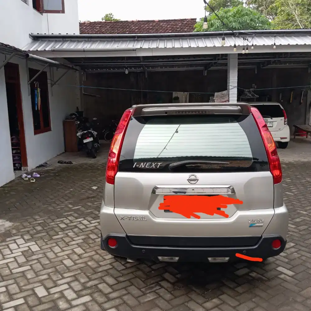 Nissan Xtrail ST 2.5 Automatic