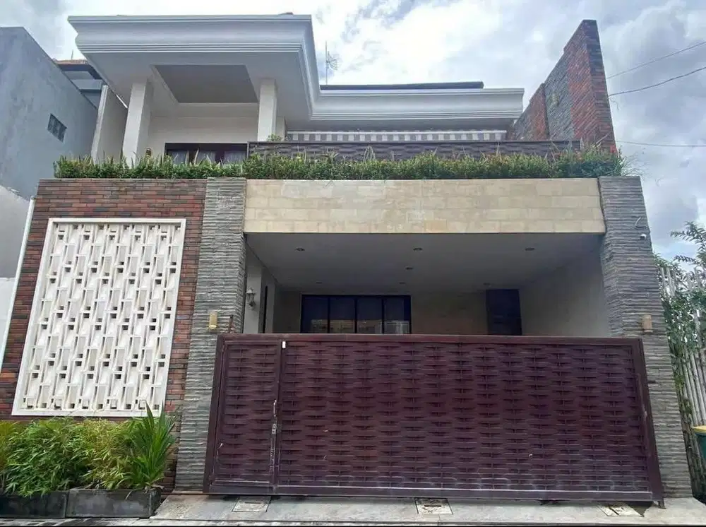 Dijual Rumah Berlokasi Tukad Badung Renon Denpasar Bali