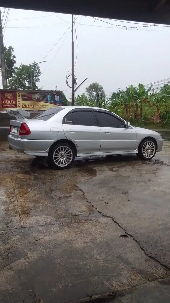 Mitsubishi Lancer Evolution 2002 Bensin