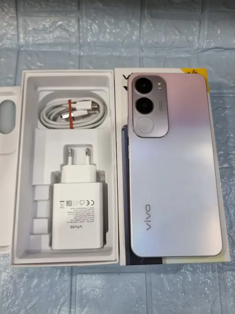 VIVO Y19S 4+4/64 BEKAS LIKE NEW GARANSI RESMI