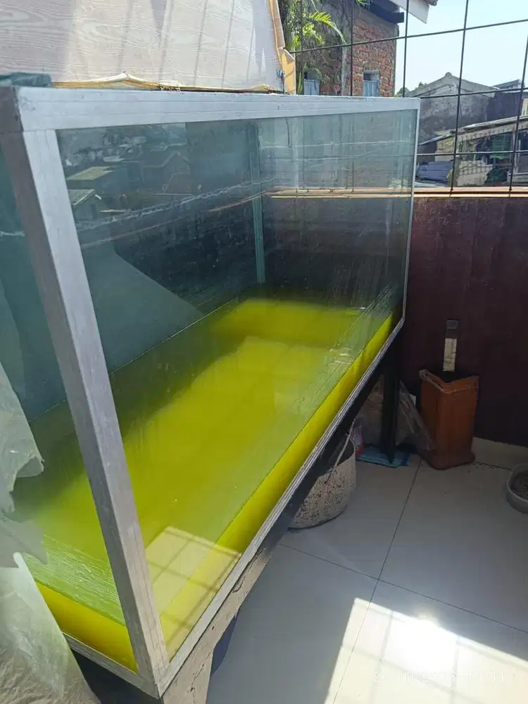 Dijual aquarium