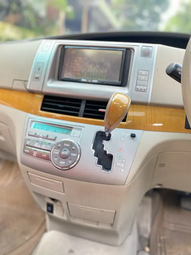 Toyota Previa 2021 Listrik