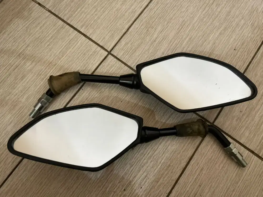 Spion XMAX Old Original Bonus Ripet Rivet Kancing Body