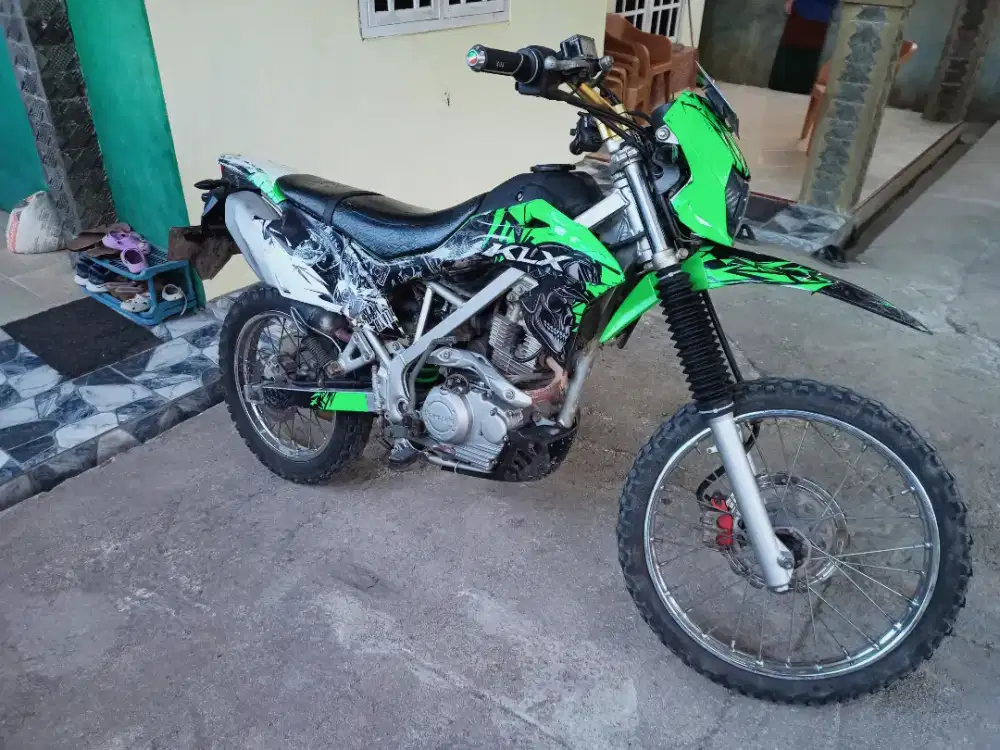 Kawasaki KLX tahun 2015