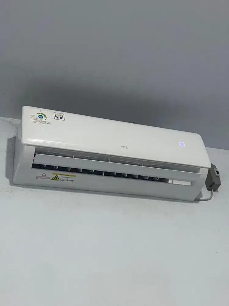 AC 1/2 TCL pk pemakaian kurang setahun