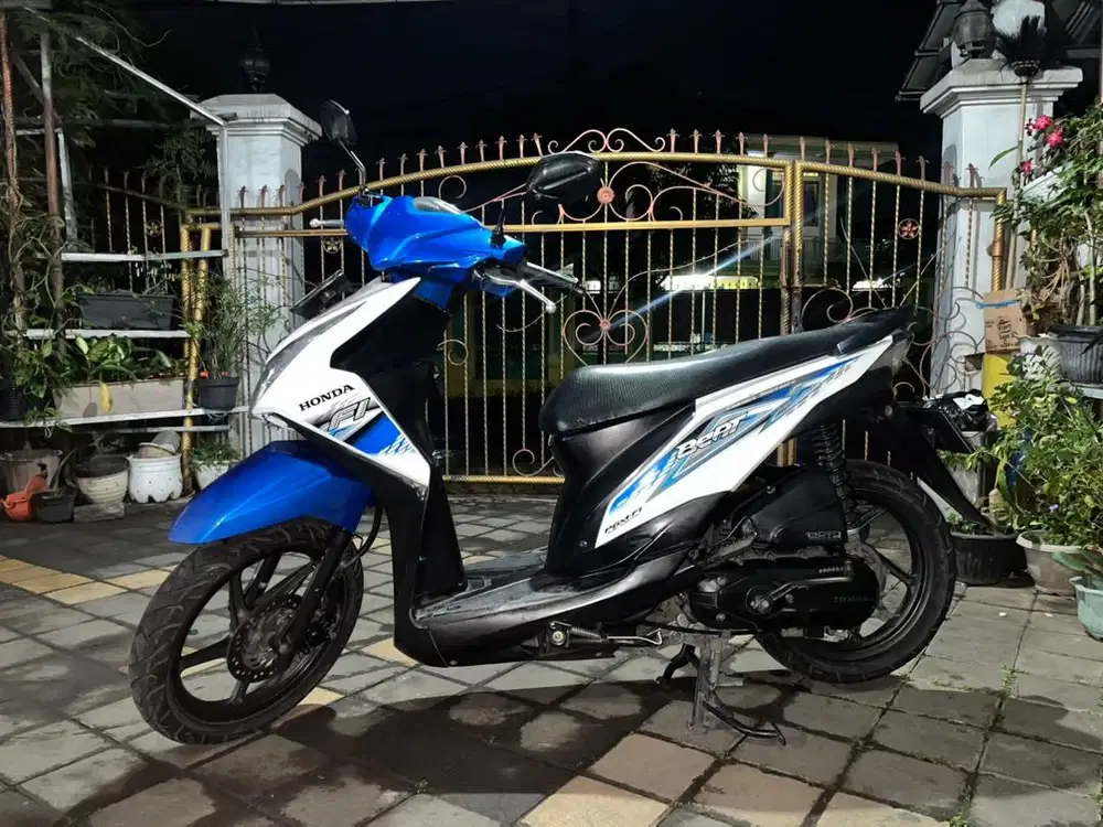HONDA BEAT BIRU TAHUN 2016 MULUS
