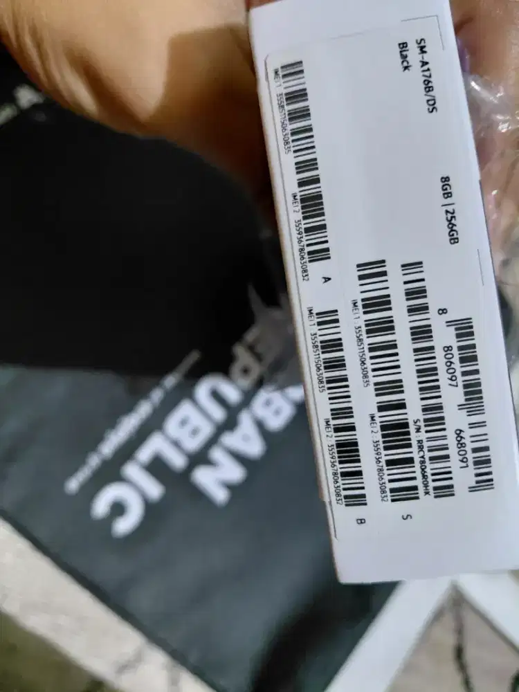 Samsung a17 5g 8+256