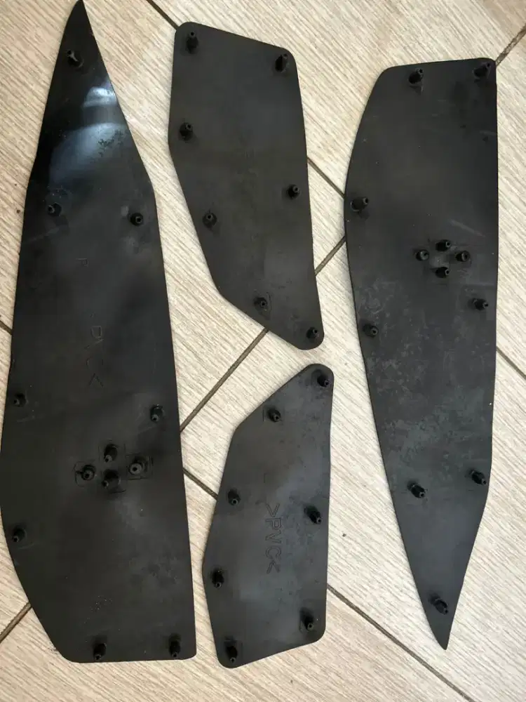 Karpet / Karet Pijakan XMAX Old Original