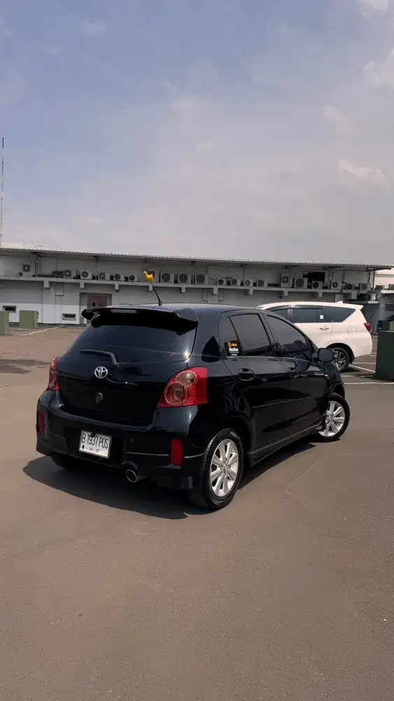 Toyota Yaris 2012 Bensin