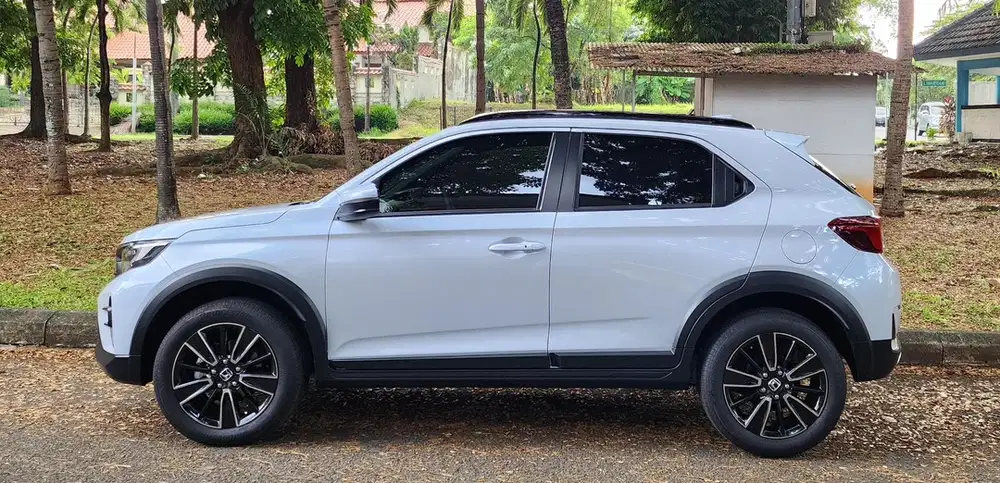 Honda WR-V 2024 (low km)