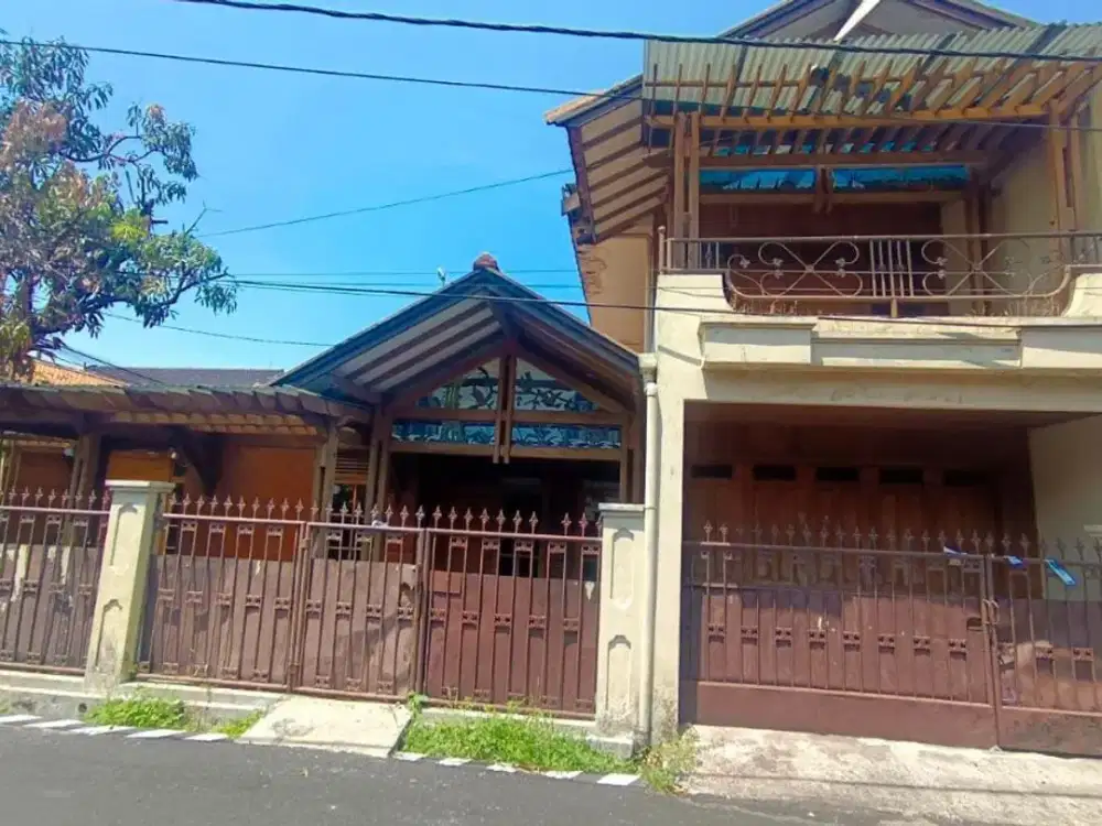 DILELANG Murah Rumah 2 lantai siap huni SHM di Jl. Mars Tengah II, Kota Bandung