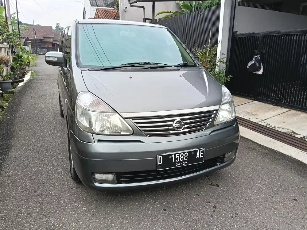 Nissan Serena 2009 Bensin