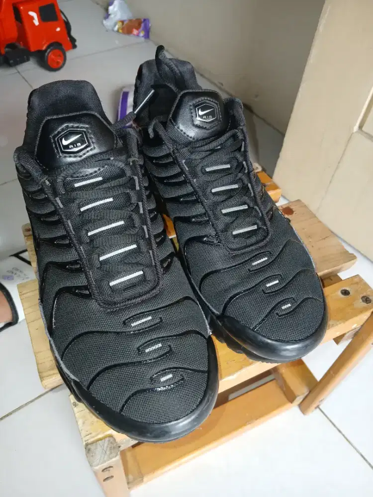 Nike air max tn triple black