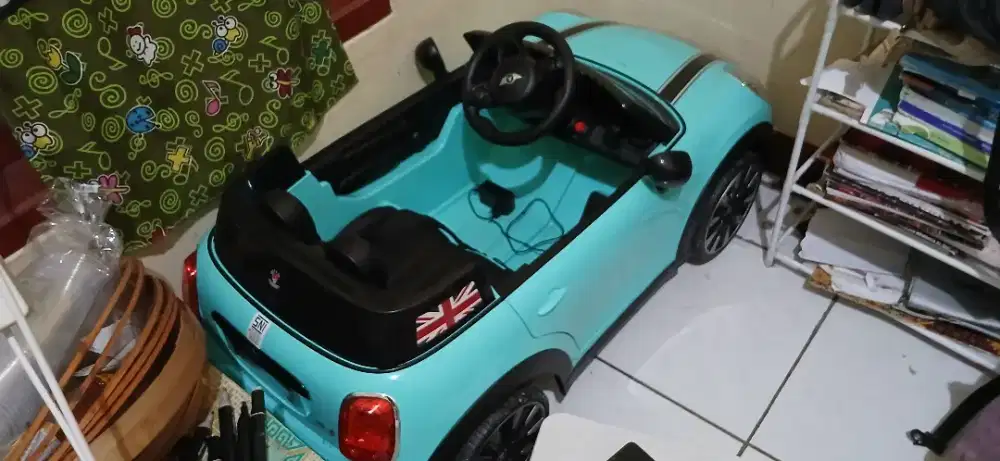 MOBIL REMOT BESAR BISA DINAIKI