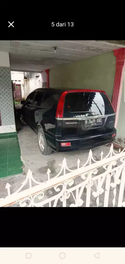 Honda stream 1.6 matic..3 baris..AC dingin..