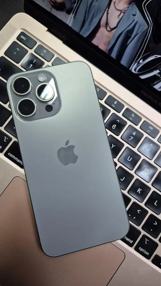 Iphone 15 pro max 256gb