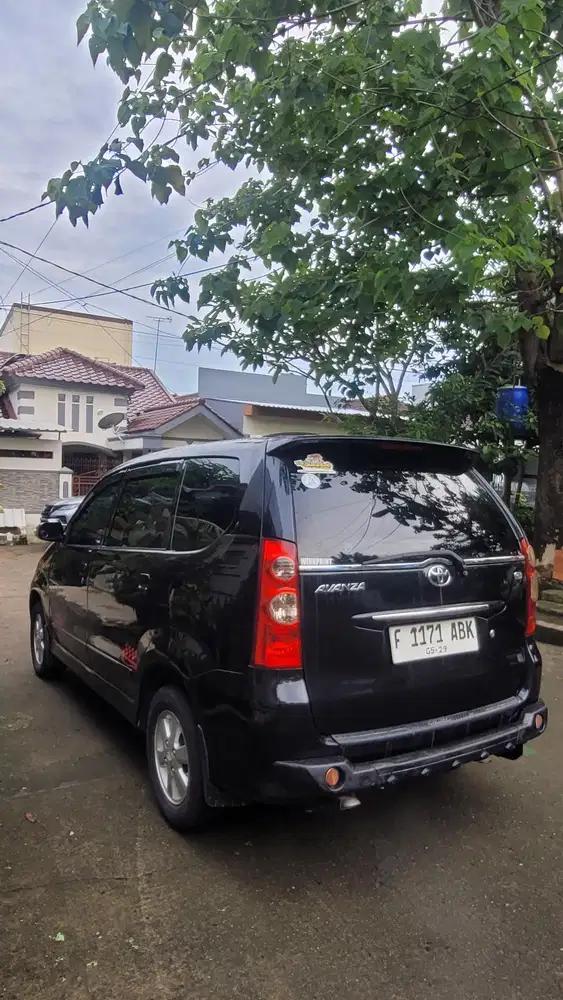 Toyota Avanza 2010 Bensin