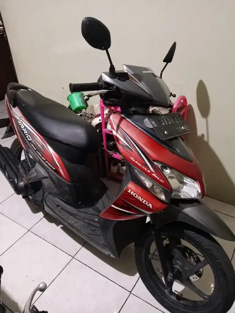 VARIO TAHUN 2012 MULUSS MESIN CAKEP.