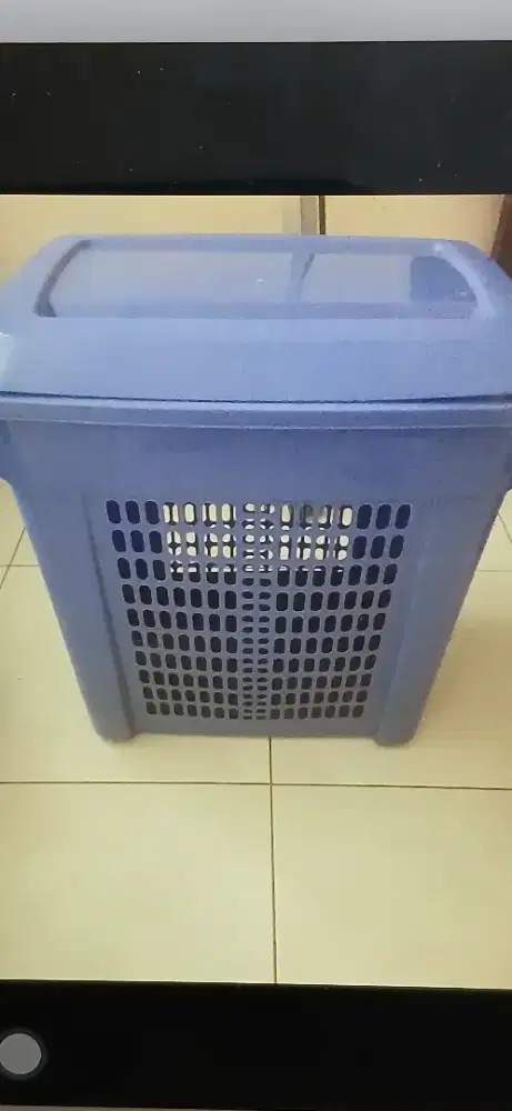 Keranjang pakaian shinpo