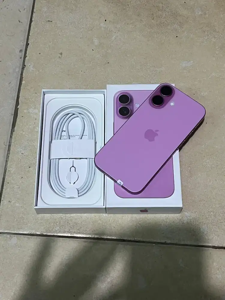 iPhone 16 128GB inter