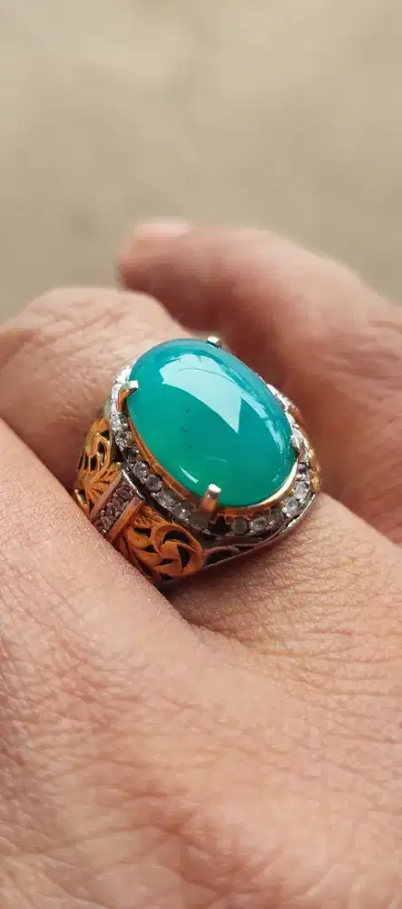 Natural Bacan
Dim 18x15x5