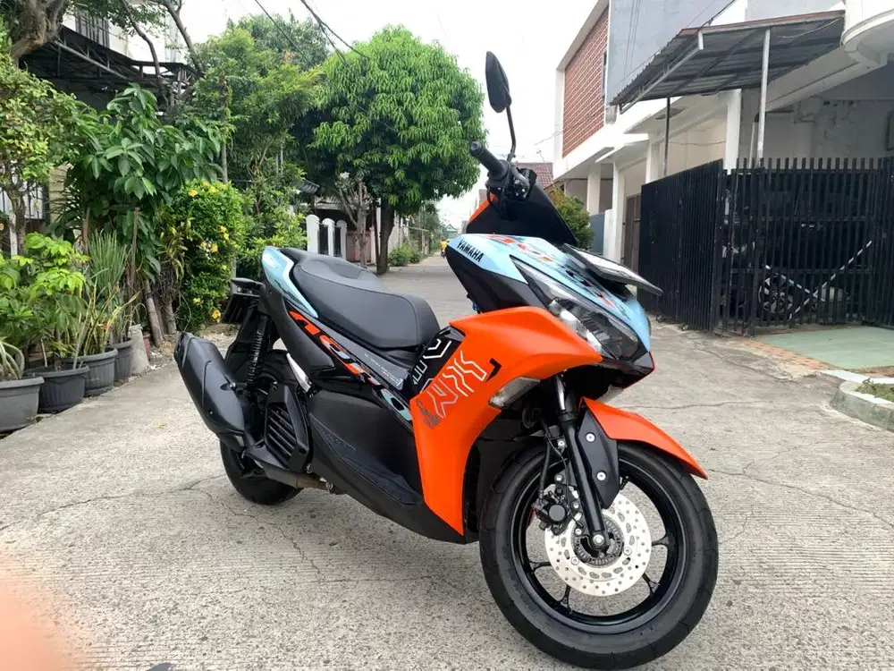 Yamaha Aerox 155 Thn 2024 Bln 2 Low KM 3rb Pajak panjang Like New