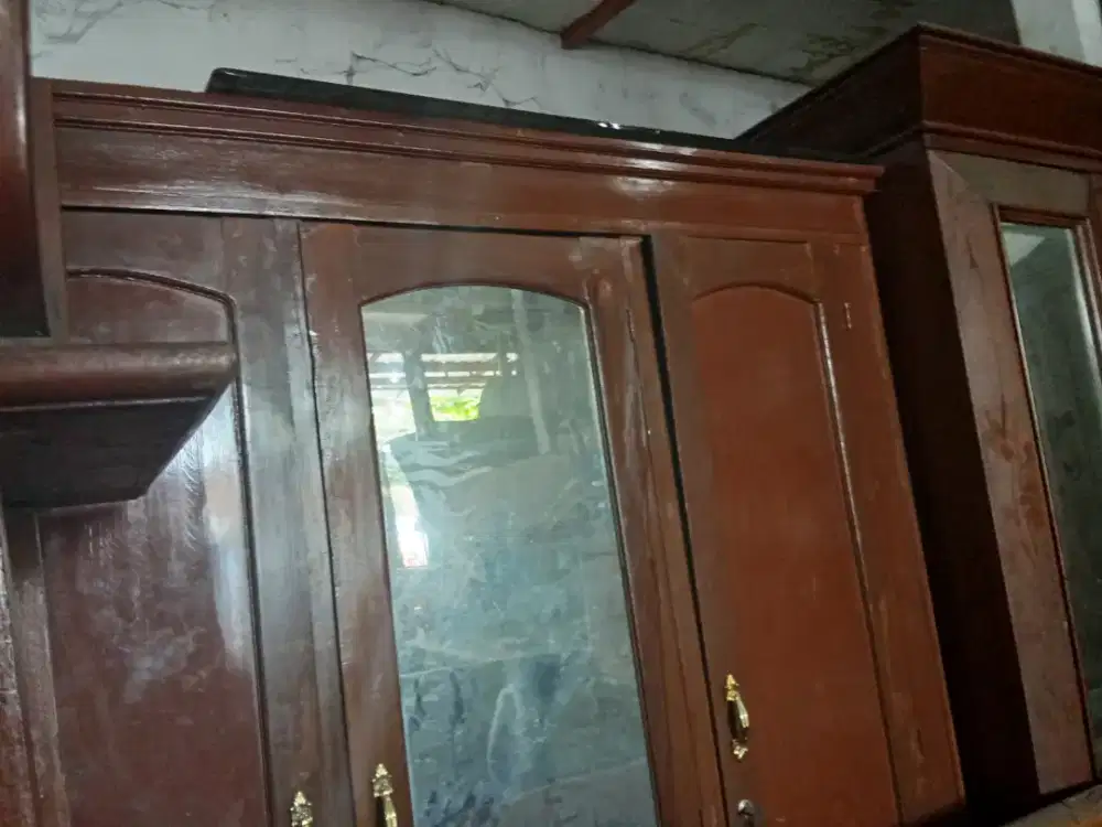 Almari pakaian pintu 3 jati kondisi stok lama toko