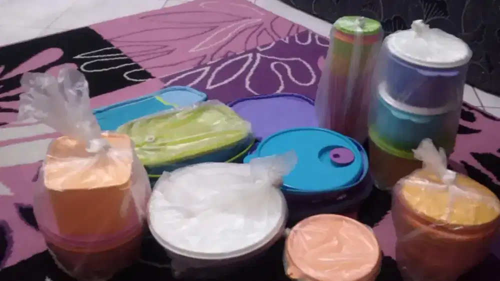 Tupperware lengkap