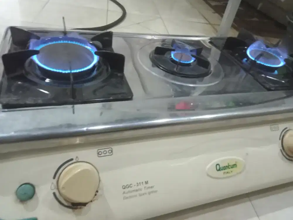 Kompor quantum elektrik 3 tungku