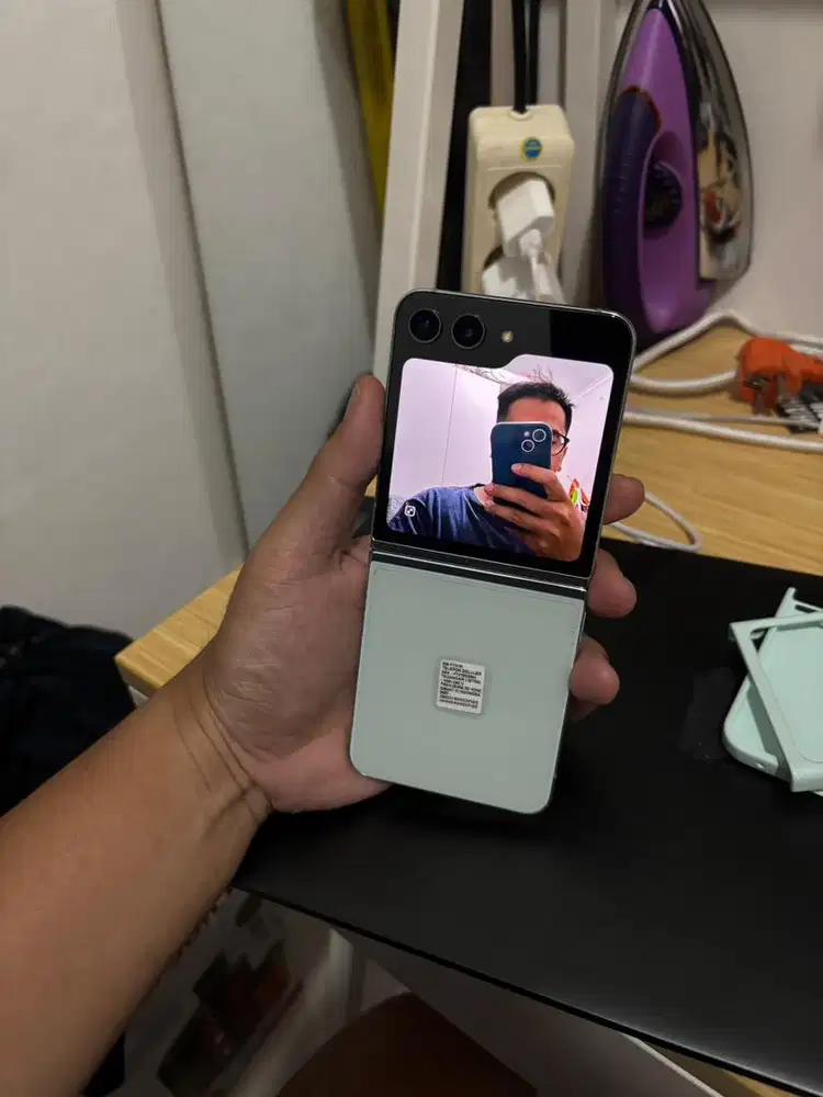 Samsung Flip 5 8/512