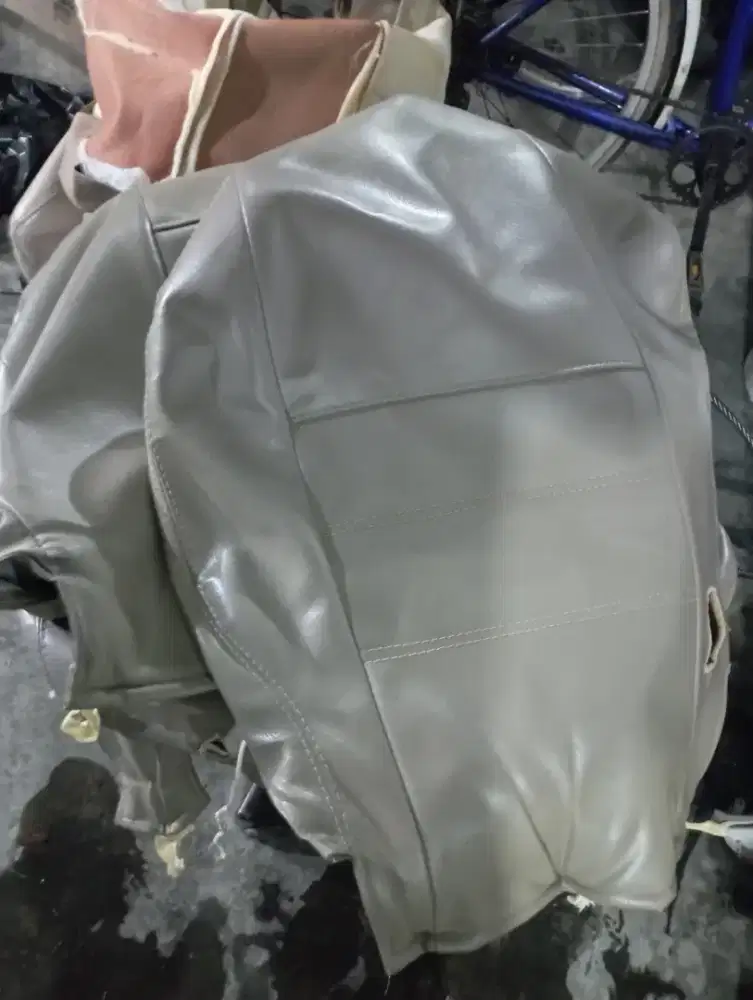 Sarung jok avanza 2012