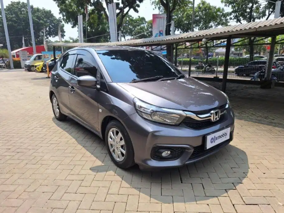 DP MURAH Honda Brio Satya 1.2 E Bensin-AT 2019 Abu CERPB