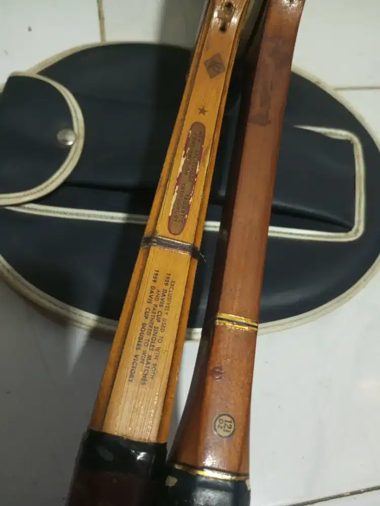 jual raket tennis vintage masih bagus lokasi kemang jaksel