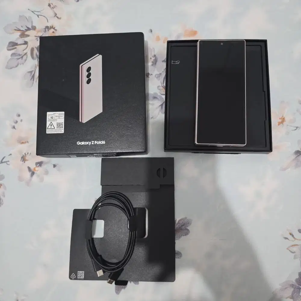 Samsung Galaxy Z Fold 6