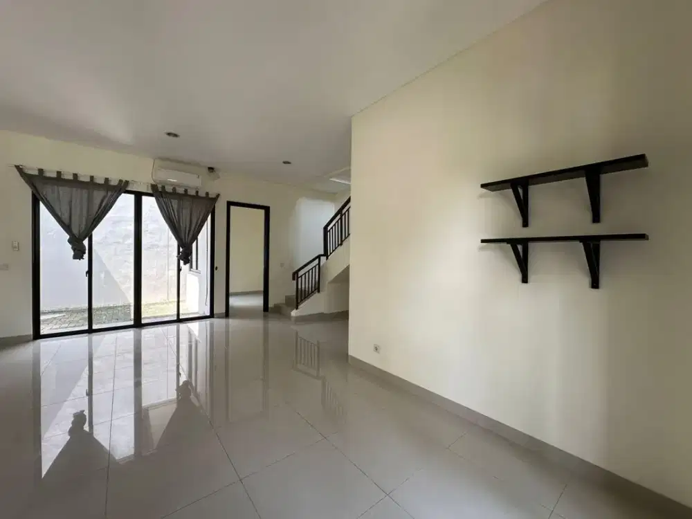 Dijual Rumah Rapi Siap Huni (7x16) Di Eminent Ilustria BSD Tangerang