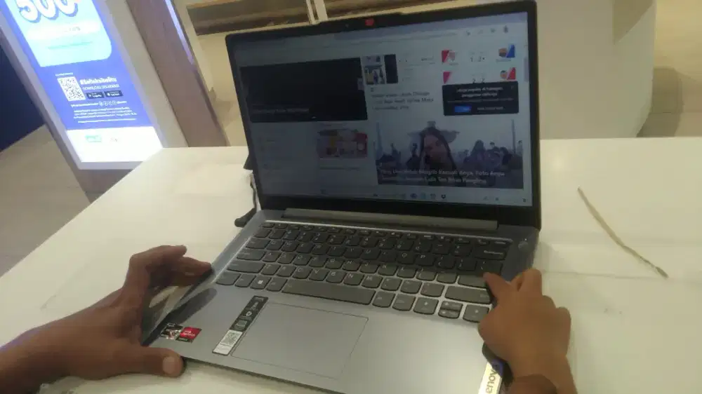 Laptop ryzan Lenovo