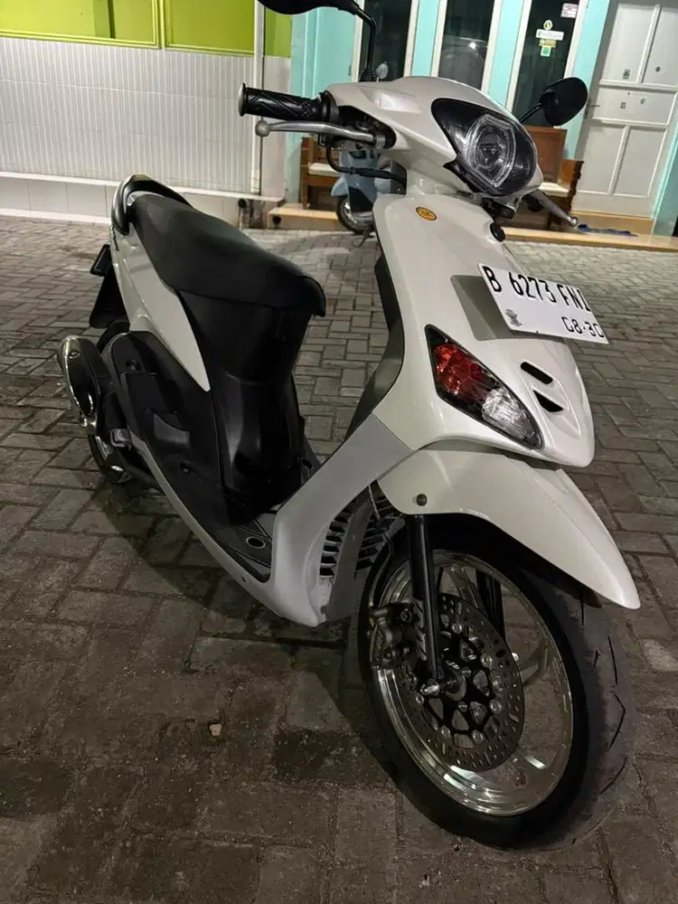 Mio Sporty Original 5TL Putih 2008 Restomod Proper