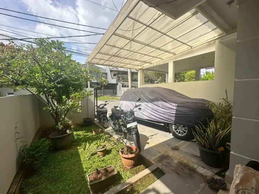 Rumah dan Tanah Samping yang Luas di Komplek Pondok Kelapa Billymoon