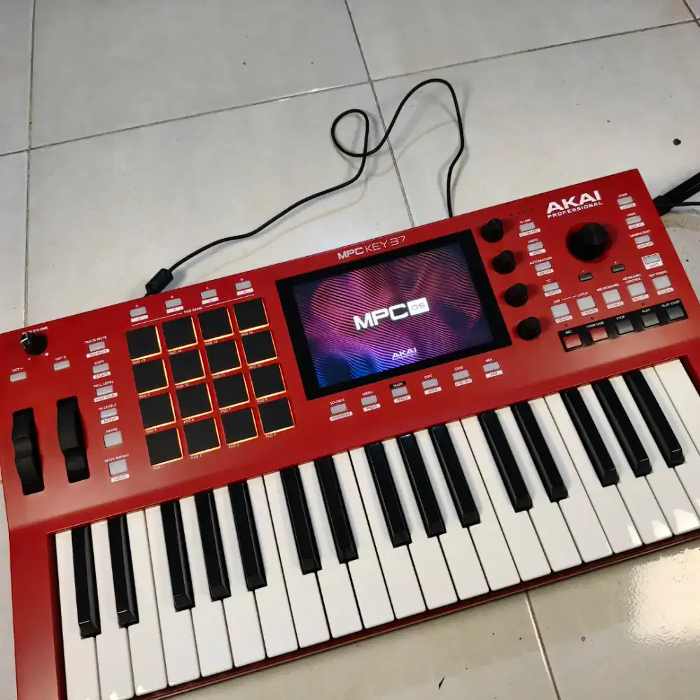 keyboard akai mpckey37 groovebox music workstation synthesizer