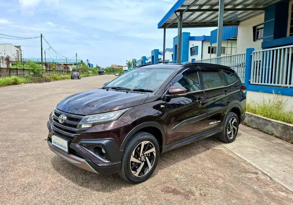 TOYOTA RUSH 1.5 AT 2021