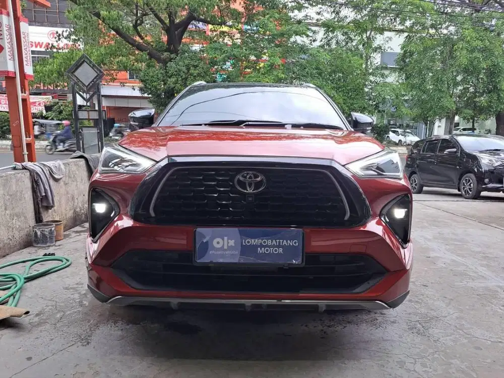 Yaris HYBRID HEV cross 1.5 S GR Sport TSS 2024 / 2023 mobil listrik EV